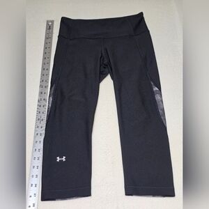 Under Armour Black Capris